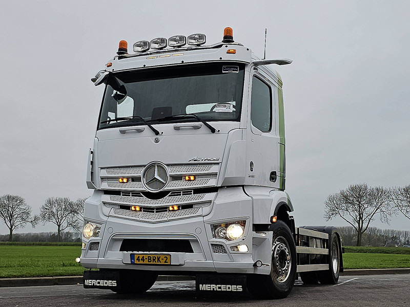 Mercedes-Benz ACTROS 2133 MP5 - 驾驶室底盘卡车:图1 Mercedes-Benz ACTROS 2133 MP5 - 驾驶室底盘卡车:图1
