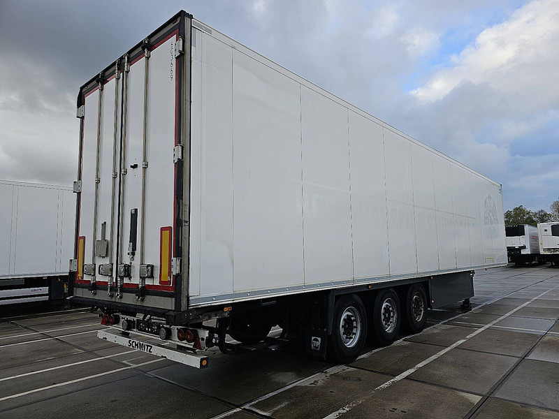 Schmitz Cargobull MEATRAILS - 冷藏半拖车:图2 Schmitz Cargobull MEATRAILS - 冷藏半拖车:图2
