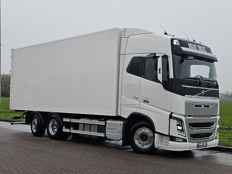 Volvo FH 16.750 6X2*4 4 SEATS 154TKM - 厢式卡车:图5 Volvo FH 16.750 6X2*4 4 SEATS 154TKM - 厢式卡车:图5