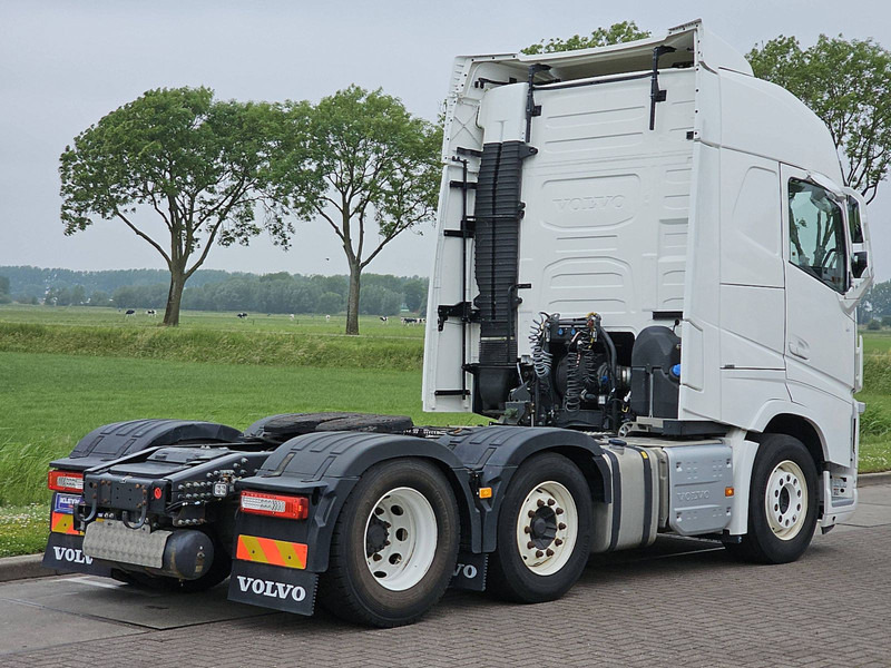 Volvo FH 460 6X2 XENON I-SAVE - 牵引车:图3 Volvo FH 460 6X2 XENON I-SAVE - 牵引车:图3
