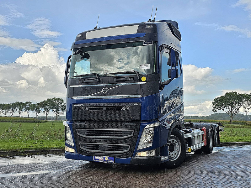Volvo FH 540 - 集装箱运输车/ 可拆卸车身的卡车:图1 Volvo FH 540 - 集装箱运输车/ 可拆卸车身的卡车:图1