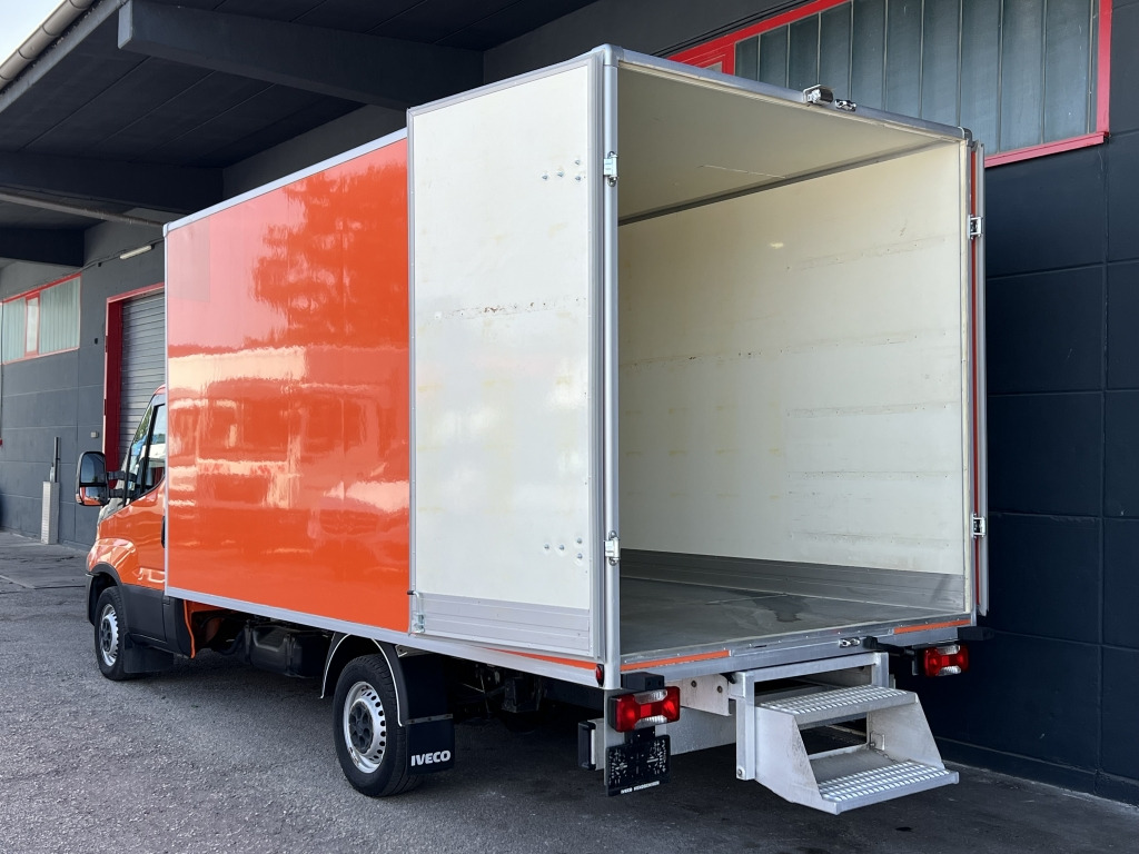 Iveco Daily 35S14 MAXI 4,35m Portaltüren Klima Kamera - 厢式货车:图4 Iveco Daily 35S14 MAXI 4,35m Portaltüren Klima Kamera - 厢式货车:图4