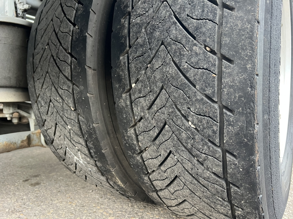 Iveco Stralis AD190S31 4,2mRdst Klimaaut. Intander ACC - 驾驶室底盘卡车:图5 Iveco Stralis AD190S31 4,2mRdst Klimaaut. Intander ACC - 驾驶室底盘卡车:图5