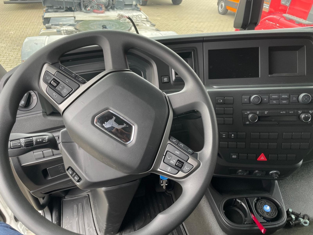 MAN TGM 12.290 Klimaauto. NAVI 7,9 Koffer+LBW Unfall - 厢式卡车:图2 MAN TGM 12.290 Klimaauto. NAVI 7,9 Koffer+LBW Unfall - 厢式卡车:图2