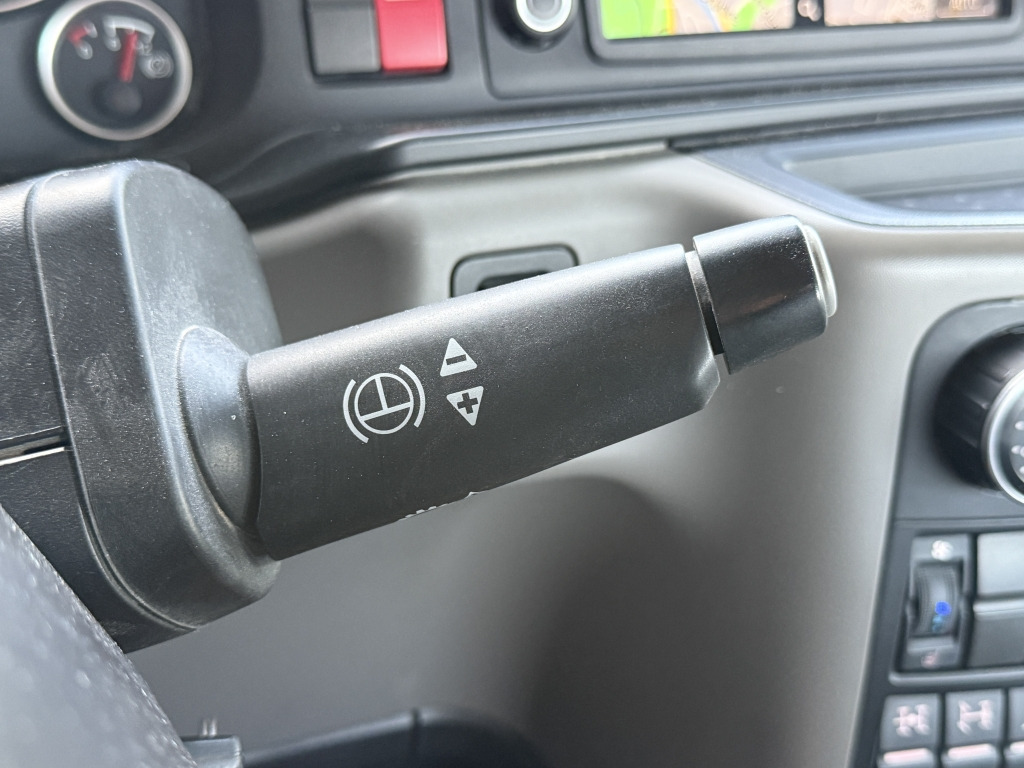 翻斗车 MAN TGS 26.500 6x4 12m³ Kipper Retarder NAVI 1.Hand:图7 翻斗车 MAN TGS 26.500 6x4 12m³ Kipper Retarder NAVI 1.Hand:图7