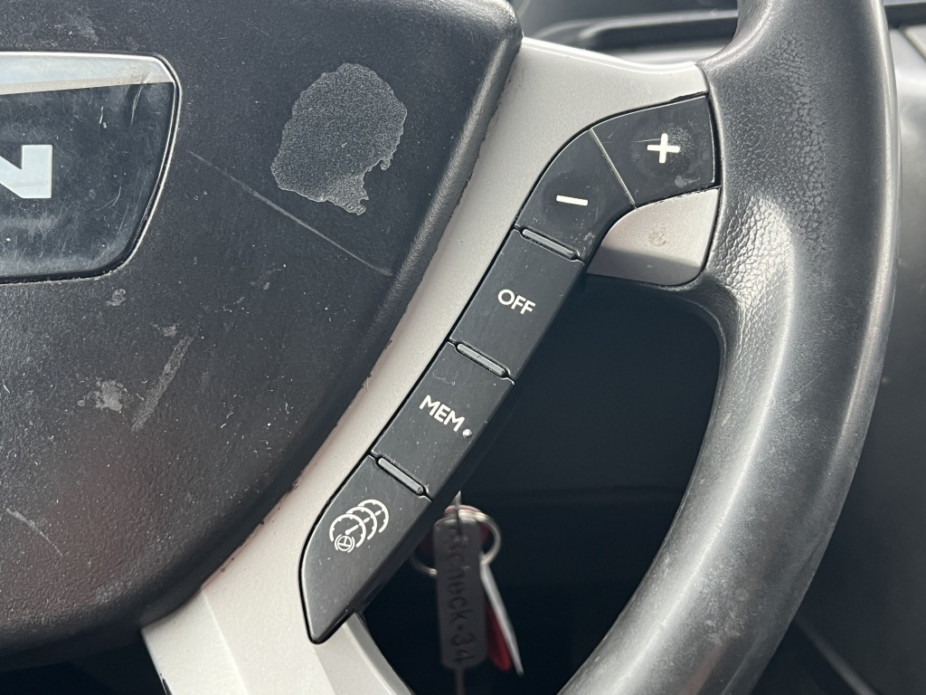 MAN TGX 18.440 XLX MEGA Klimaauto Motorbremse 2xTank - 牵引车:图3 MAN TGX 18.440 XLX MEGA Klimaauto Motorbremse 2xTank - 牵引车:图3