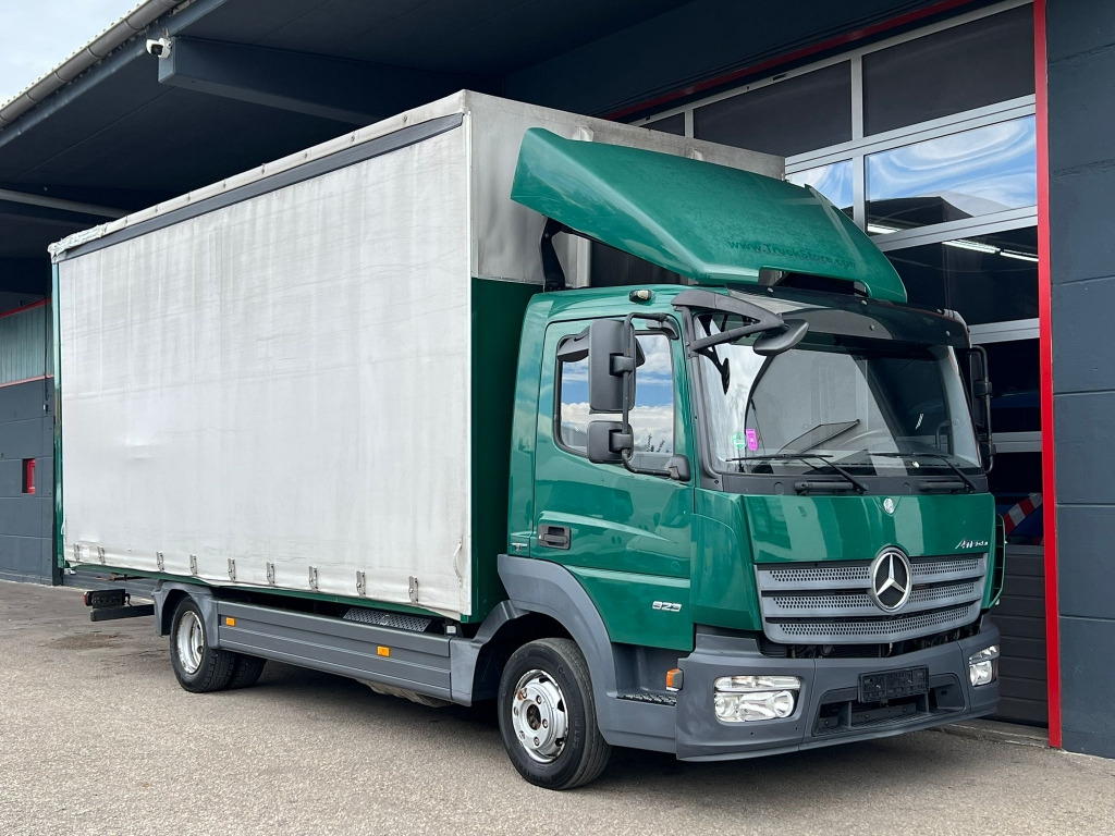 Mercedes-Benz Atego 823 Euro6 Klima 6,1m P+P AHK Orig. 164.tkm - 侧帘货车:图1 Mercedes-Benz Atego 823 Euro6 Klima 6,1m P+P AHK Orig. 164.tkm - 侧帘货车:图1