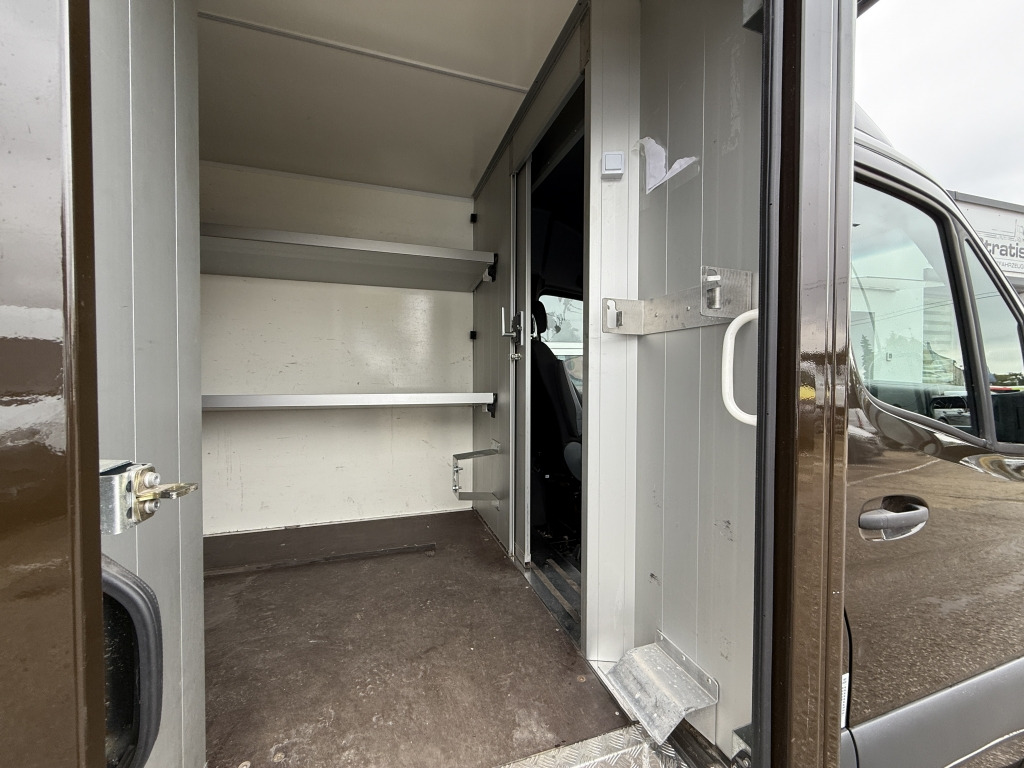 Mercedes-Benz Sprinter 315 CDI Klima Kamera UPS-Integralkoffer - 厢式货车:图5 Mercedes-Benz Sprinter 315 CDI Klima Kamera UPS-Integralkoffer - 厢式货车:图5
