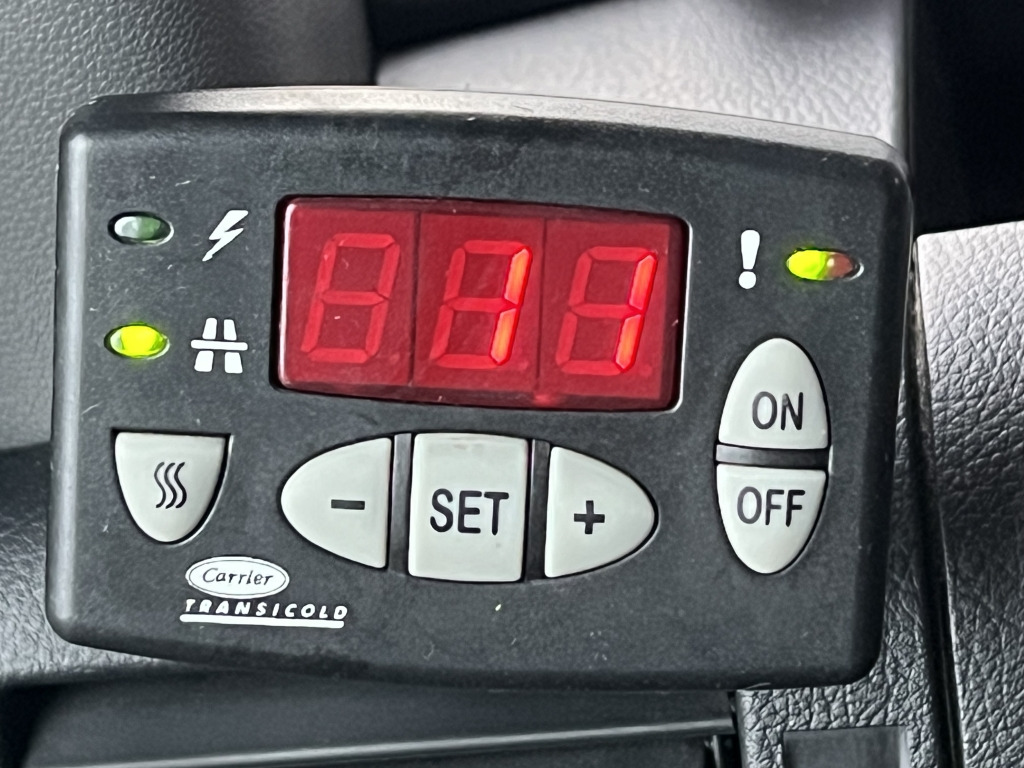 Mercedes-Benz Sprinter 316 CDI 4x4 3,4m CarrierViento Tiefkühl - 冷藏货车:图2 Mercedes-Benz Sprinter 316 CDI 4x4 3,4m CarrierViento Tiefkühl - 冷藏货车:图2