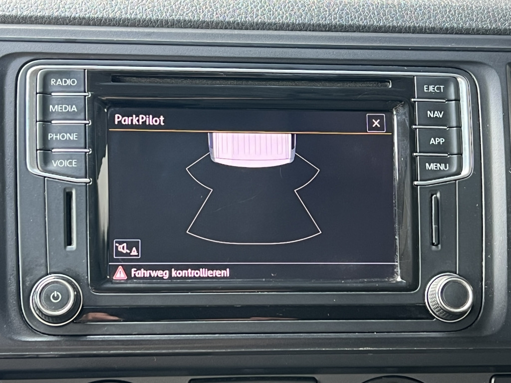 VW T6 2.0 TDI NAVI EURO6 Automatik - 紧凑型面包车:图4 VW T6 2.0 TDI NAVI EURO6 Automatik - 紧凑型面包车:图4