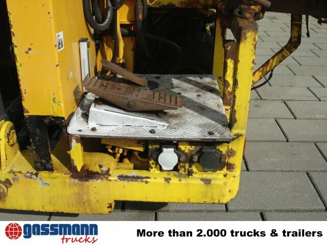 随车叉车 CANGARU FORKLIFT STZT01 17412028：图6