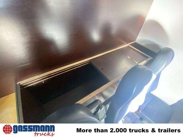 Iveco Daily 35S12 2,3 HPI 4x2, 8 Sitzplätze - 康比货车:图4 Iveco Daily 35S12 2,3 HPI 4x2, 8 Sitzplätze - 康比货车:图4