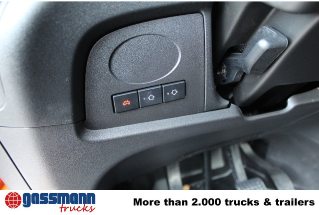 Iveco Daily 70C18H 4x2 mit Kran HMF 340-K3, Funk - 翻斗车, 起重车:图4 Iveco Daily 70C18H 4x2 mit Kran HMF 340-K3, Funk - 翻斗车, 起重车:图4