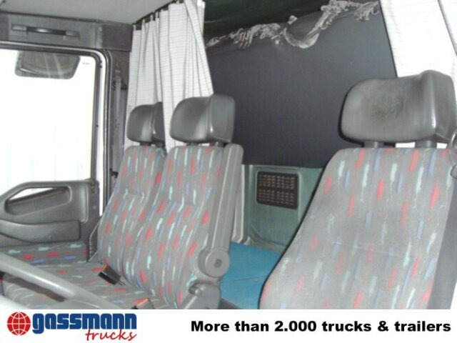 Iveco EuroCargo 120E24 4x2 - 侧帘卡车:图4 Iveco EuroCargo 120E24 4x2 - 侧帘卡车:图4