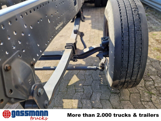 Iveco Trakker AD260T45 6x4, BRANDSCHADEN FAHRERHAUS! - 驾驶室底盘卡车:图4 Iveco Trakker AD260T45 6x4, BRANDSCHADEN FAHRERHAUS! - 驾驶室底盘卡车:图4