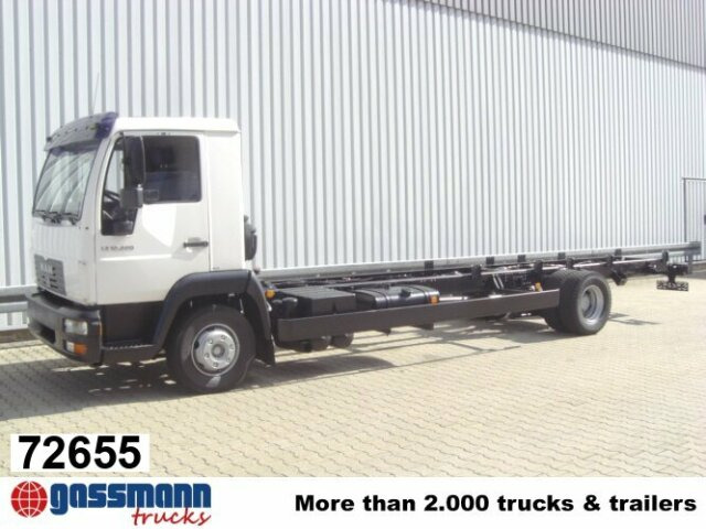 MAN LE 12.220 BL 4x2, Ersatzteilträger! - 驾驶室底盘卡车:图1 MAN LE 12.220 BL 4x2, Ersatzteilträger! - 驾驶室底盘卡车:图1