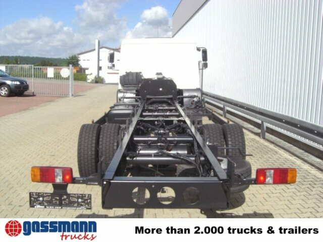 MAN LE 12.220 BL 4x2, Ersatzteilträger! - 驾驶室底盘卡车:图3 MAN LE 12.220 BL 4x2, Ersatzteilträger! - 驾驶室底盘卡车:图3