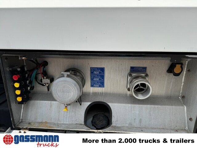 MAN TGA 26.390 6X2-4 BL, Lenk-/Liftachse, Willig - 罐车:图3 MAN TGA 26.390 6X2-4 BL, Lenk-/Liftachse, Willig - 罐车:图3