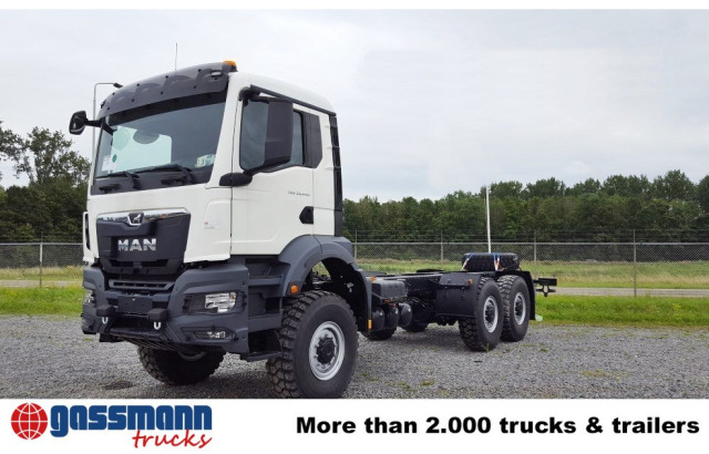 MAN TGS 33.440 6x6 BB CH, Euro2, Einzelbereifung - 驾驶室底盘卡车:图2 MAN TGS 33.440 6x6 BB CH, Euro2, Einzelbereifung - 驾驶室底盘卡车:图2