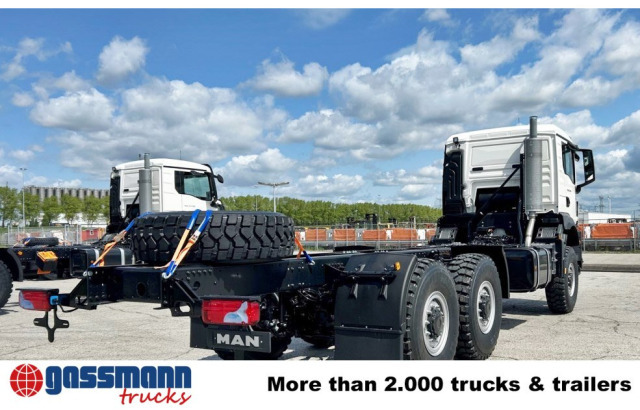 MAN TGS 33.440 6x6 BB CH, Euro2, Einzelbereifung - 驾驶室底盘卡车:图5 MAN TGS 33.440 6x6 BB CH, Euro2, Einzelbereifung - 驾驶室底盘卡车:图5