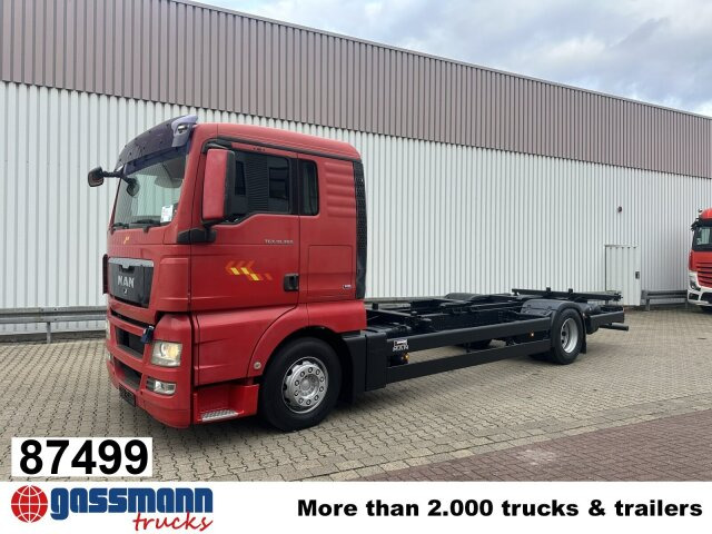 MAN TGX 18.360 4X2 LL, Fahrschule - 集装箱运输车/ 可拆卸车身的卡车:图1 MAN TGX 18.360 4X2 LL, Fahrschule - 集装箱运输车/ 可拆卸车身的卡车:图1