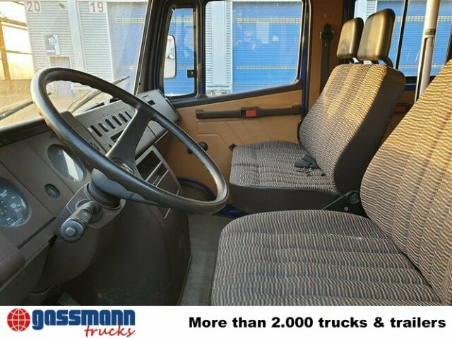 Mercedes-Benz 508 D 4x2 Doka, EX-THW - 栏板式/ 平板卡车:图2 Mercedes-Benz 508 D 4x2 Doka, EX-THW - 栏板式/ 平板卡车:图2