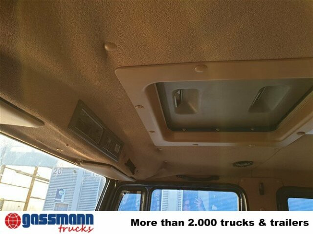 Mercedes-Benz 508 D 4x2 Doka, EX-THW - 栏板式/ 平板卡车:图5 Mercedes-Benz 508 D 4x2 Doka, EX-THW - 栏板式/ 平板卡车:图5