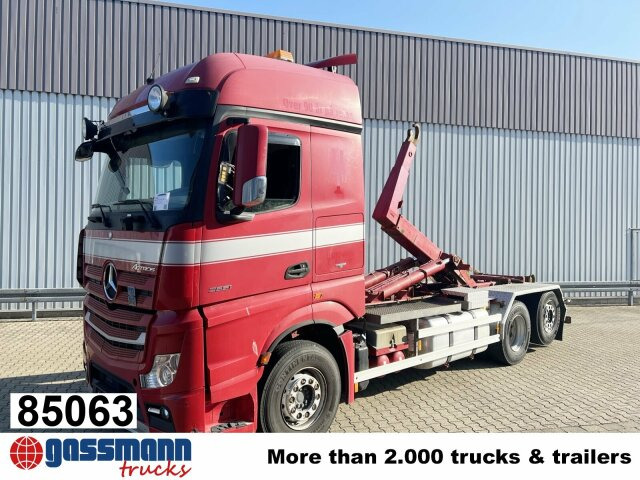Mercedes-Benz Actros 2551 L 6x2/46, Retarder, Liftachse, - 吊钩升降车:图1 Mercedes-Benz Actros 2551 L 6x2/46, Retarder, Liftachse, - 吊钩升降车:图1