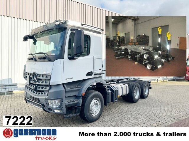 Mercedes-Benz Arocs 2642 K 6x4/33 - 吊钩升降车:图1 Mercedes-Benz Arocs 2642 K 6x4/33 - 吊钩升降车:图1