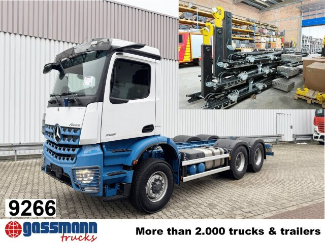 Mercedes-Benz Arocs 2651 L 6x6, HydroDrive, MirrorCam, - 吊钩升降车:图1 Mercedes-Benz Arocs 2651 L 6x6, HydroDrive, MirrorCam, - 吊钩升降车:图1