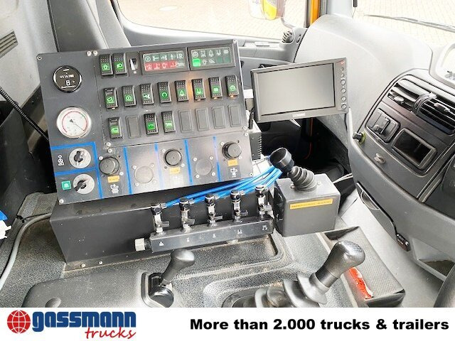 Mercedes-Benz Atego 1324 4x2, Kehrmaschine Explorer 8 - 道路清扫机:图3 Mercedes-Benz Atego 1324 4x2, Kehrmaschine Explorer 8 - 道路清扫机:图3