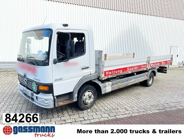 Mercedes-Benz Atego 818 4x2 - 栏板式/ 平板卡车:图1 Mercedes-Benz Atego 818 4x2 - 栏板式/ 平板卡车:图1