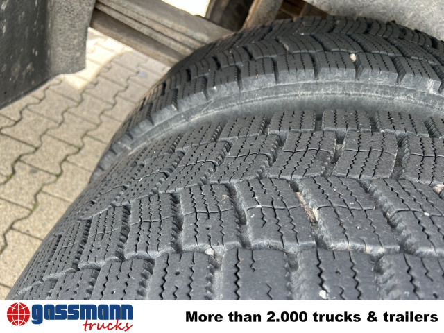 Mercedes-Benz Axor 1828 A 4x4 mit Kran Hiab XS 166 E-5 - 栏板式/ 平板卡车, 起重车:图4 Mercedes-Benz Axor 1828 A 4x4 mit Kran Hiab XS 166 E-5 - 栏板式/ 平板卡车, 起重车:图4