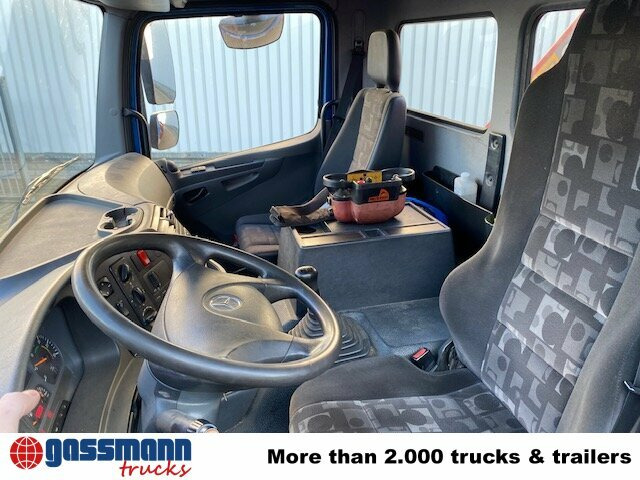 Mercedes-Benz Axor 1828 L 4x2 mit Kran Palfinger PK 9501, Funk - 栏板式/ 平板卡车, 起重车:图5 Mercedes-Benz Axor 1828 L 4x2 mit Kran Palfinger PK 9501, Funk - 栏板式/ 平板卡车, 起重车:图5