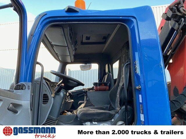 Mercedes-Benz Axor 1828 L 4x2 mit Kran Palfinger PK 9501, Funk - 栏板式/ 平板卡车, 起重车:图4 Mercedes-Benz Axor 1828 L 4x2 mit Kran Palfinger PK 9501, Funk - 栏板式/ 平板卡车, 起重车:图4