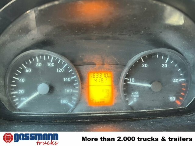 Mercedes-Benz Sprinter 209 CDI 4x2 Doka - 平板货车, 康比货车:图3 Mercedes-Benz Sprinter 209 CDI 4x2 Doka - 平板货车, 康比货车:图3