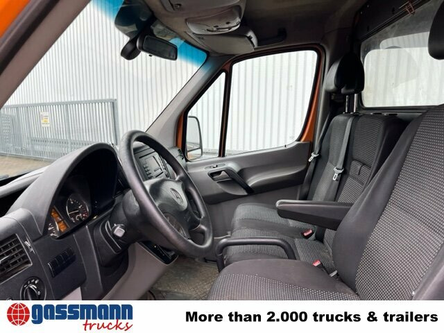Mercedes-Benz Sprinter 515 CDI 4x2 - 无侧窗厢式货车:图3 Mercedes-Benz Sprinter 515 CDI 4x2 - 无侧窗厢式货车:图3