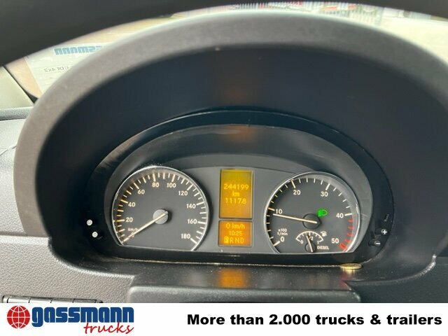 Mercedes-Benz Sprinter 515 CDI 4x2 - 无侧窗厢式货车:图5 Mercedes-Benz Sprinter 515 CDI 4x2 - 无侧窗厢式货车:图5