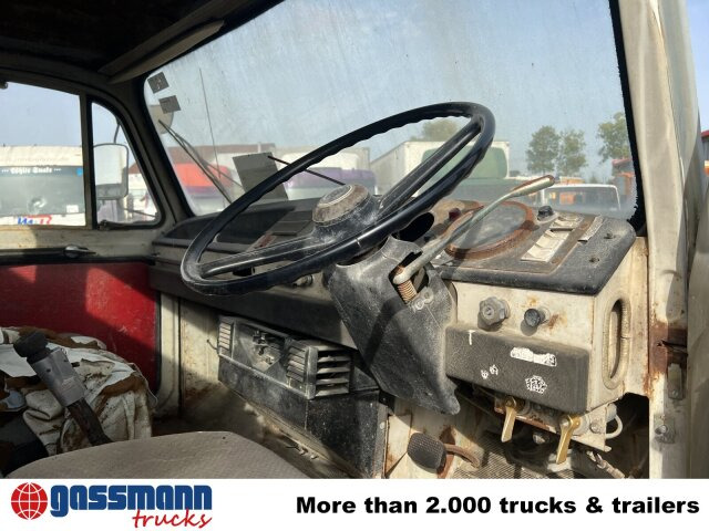 Saurer V5 4x2 - 驾驶室底盘卡车:图4 Saurer V5 4x2 - 驾驶室底盘卡车:图4