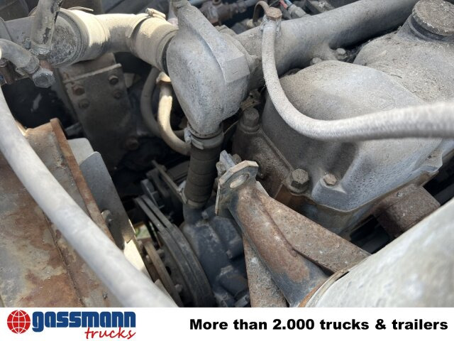 Saurer V5 4x2 - 栏板式/ 平板卡车:图5 Saurer V5 4x2 - 栏板式/ 平板卡车:图5