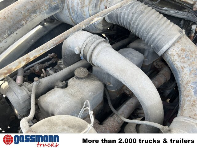 Saurer V5 4x2 - 栏板式/ 平板卡车:图4 Saurer V5 4x2 - 栏板式/ 平板卡车:图4