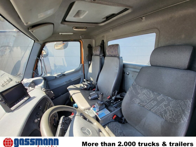 Unimog U 20 4x4, Zapfwelle, Kran Hiab 022D-3 HiDuo, - 小型货车:图2 Unimog U 20 4x4, Zapfwelle, Kran Hiab 022D-3 HiDuo, - 小型货车:图2