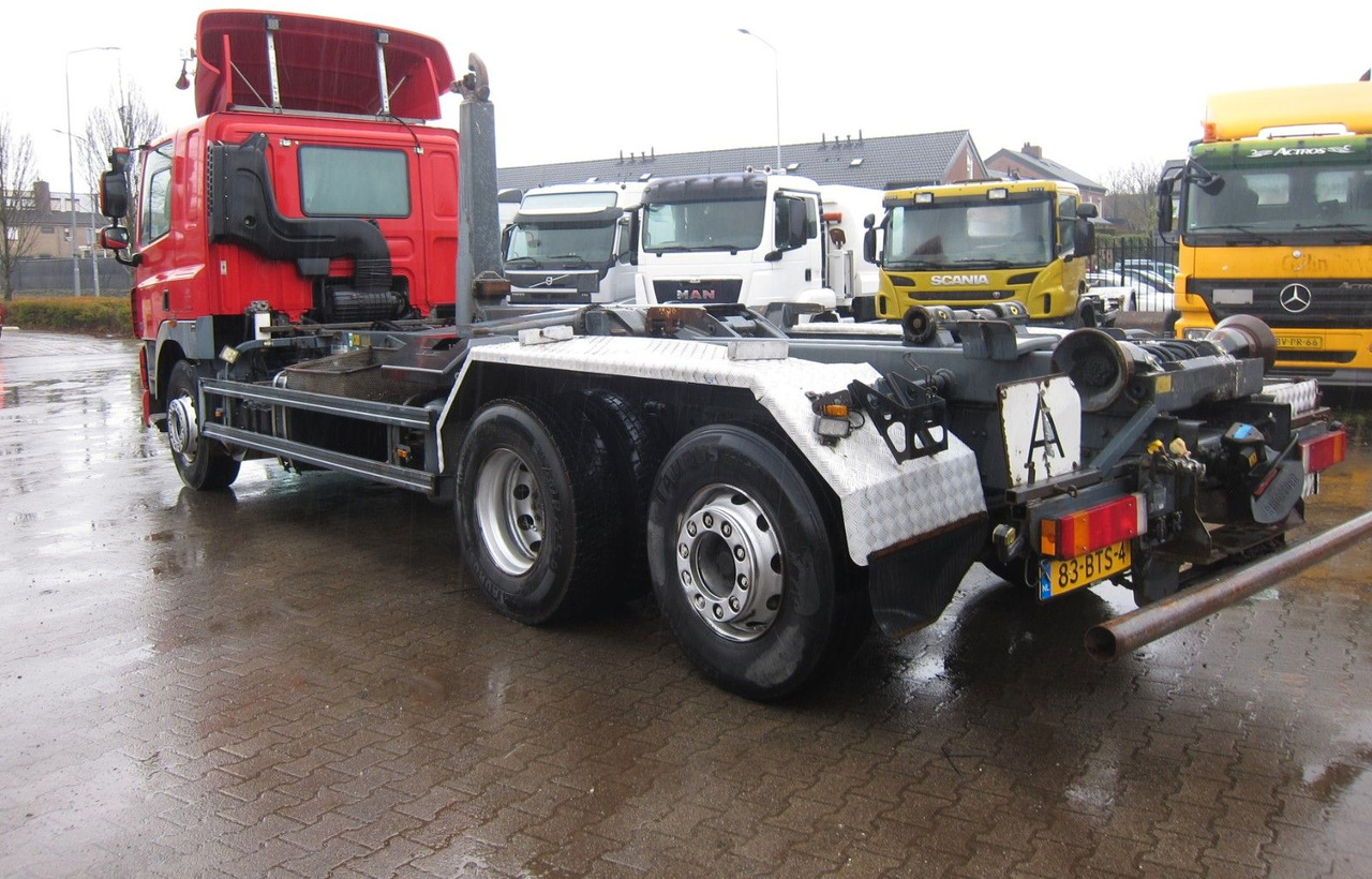 DAF CF 85 410 6X2*4 Meiller Haken Manual Retarder - 吊钩升降车:图3 DAF CF 85 410 6X2*4 Meiller Haken Manual Retarder - 吊钩升降车:图3