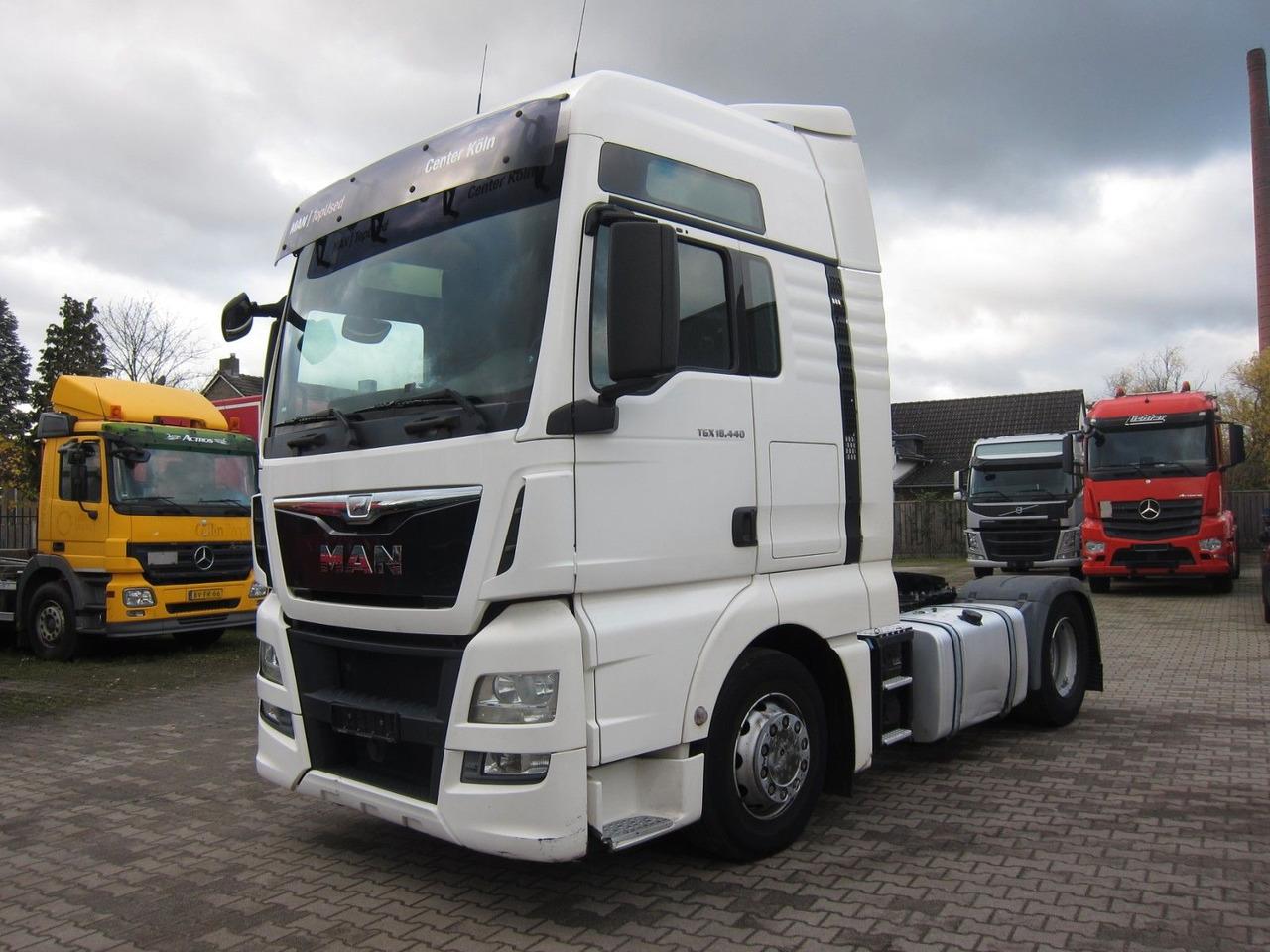 MAN TGX 18 440 XXL Retarder 730tkm 2xTank - 牵引车:图3 MAN TGX 18 440 XXL Retarder 730tkm 2xTank - 牵引车:图3