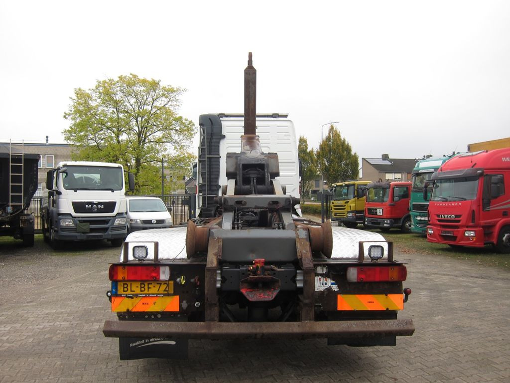 Volvo FH 460 Globe 8X2 VDL Haken 25T Manual Ap-Achse - 吊钩升降车:图5 Volvo FH 460 Globe 8X2 VDL Haken 25T Manual Ap-Achse - 吊钩升降车:图5