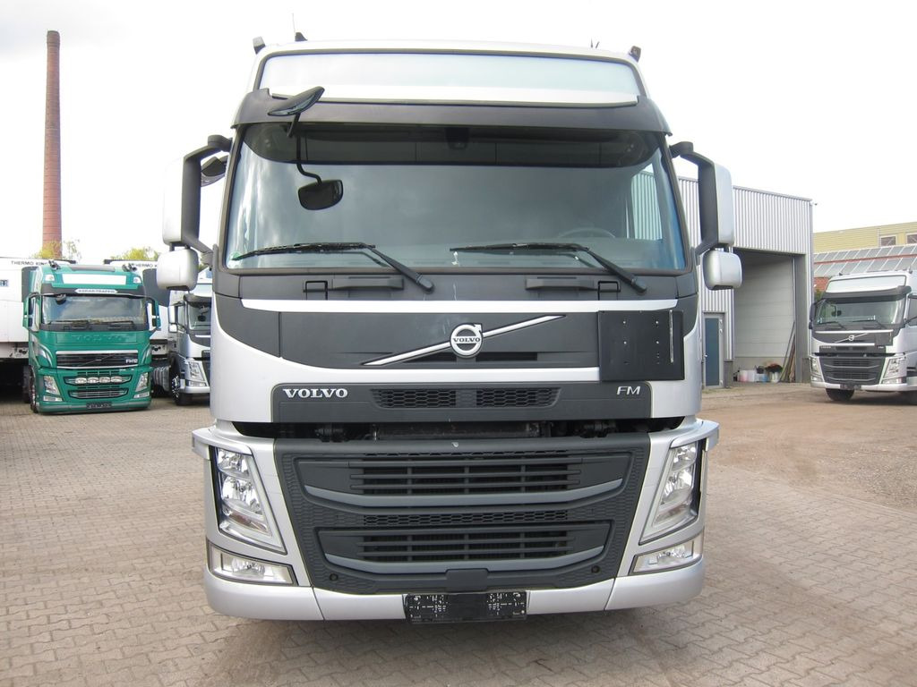 Volvo FM 410 Globe ADR PTO 600tkm Top! - 牵引车:图2 Volvo FM 410 Globe ADR PTO 600tkm Top! - 牵引车:图2