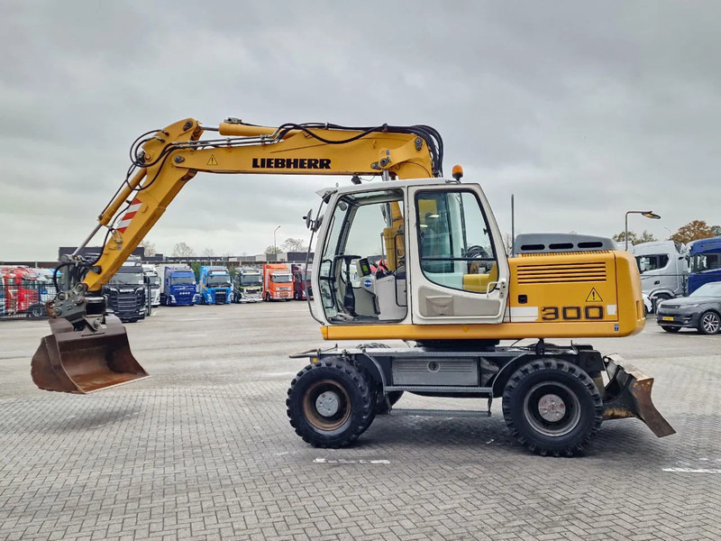 Liebherr A900C - 95 KW - Central Greasing - - 轮式挖掘机:图5 Liebherr A900C - 95 KW - Central Greasing - - 轮式挖掘机:图5