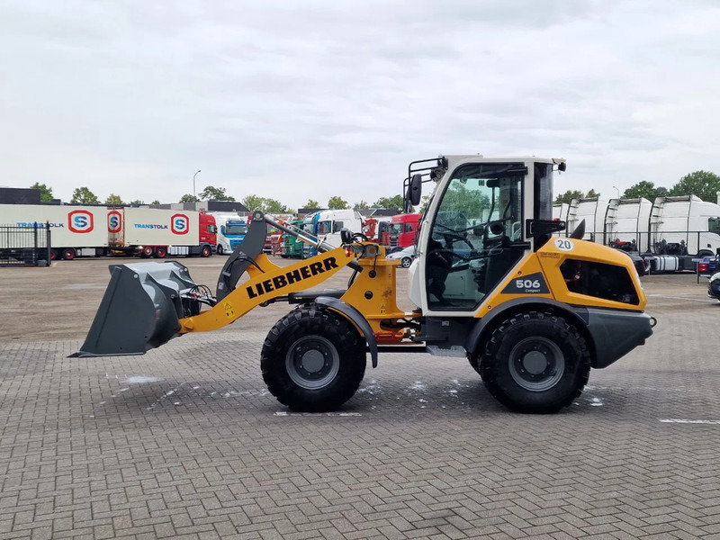 Liebherr L506 compact - New - Bucket + pallet forks - 46 KW - 轮式装载机:图4 Liebherr L506 compact - New - Bucket + pallet forks - 46 KW - 轮式装载机:图4