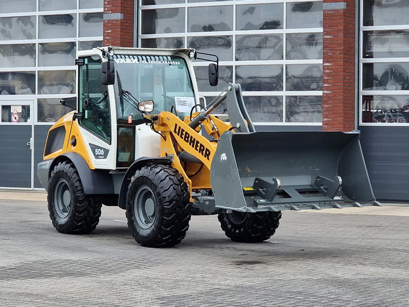Liebherr L506 compact - New - Bucket + pallet forks - 46 KW - 轮式装载机:图1 Liebherr L506 compact - New - Bucket + pallet forks - 46 KW - 轮式装载机:图1