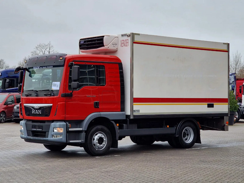 MAN TGM 12.250 Sleepercab 4x2 - Carrier Xarios 600 - Meat Hooks - Vleeshang - Rohrbahnen - Low KM - 冷藏车:图3 MAN TGM 12.250 Sleepercab 4x2 - Carrier Xarios 600 - Meat Hooks - Vleeshang - Rohrbahnen - Low KM - 冷藏车:图3